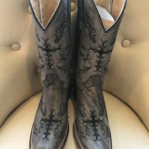 Brand New Circle G Boots